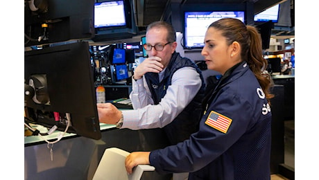 Wall Street Volge al Rialzo: Nuovi Massimi per il Dow Jones
