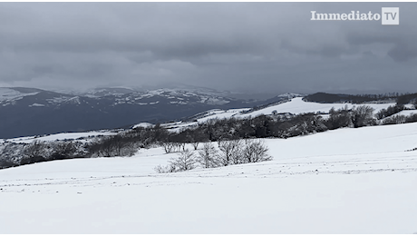 Bianco Natale in provincia di Foggia, mai così da anni. Gelo e paesaggi innevati soprattutto sui Monti Dauni