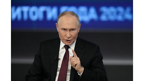 Ucraina, Putin: Pronto a trattare con Kiev ma solo dopo rielezione Zelensky