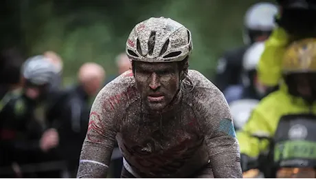 Sognare una doccia calda a Roubaix: l’ultimo luogo antico del ciclismo