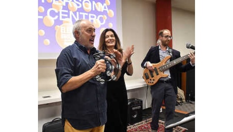 Regionali, Ugolini canta 'Romagna mia' e propone un 'grande piano di manutenzione straordinaria dei fiumi'