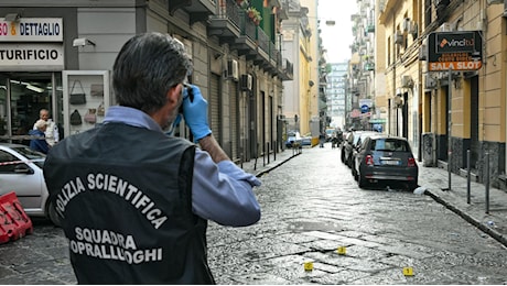 Ucciso in strada a 15 anni, ecco cos’è la guerra dei ragazzini in corso a Napoli