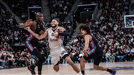 Eurolega, Paris Basketball-Segafredo Bologna 81-78: finale crudele per la Segafredo