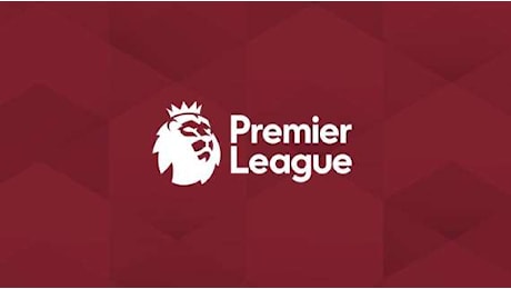 Premier League - Lo United vince il derby rimontando nel finale, City sempre più in crisi. Il Liverpool pareggia in 10 con il Fulham, il Chelsea s'avvicina a -2. Pareggia l'Arsenal