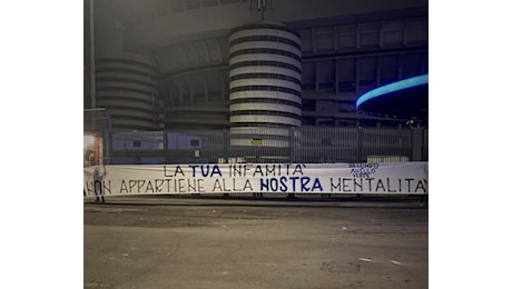 Andrea Beretta collabora con la giustizia, lo striscione firmato dai nuovi capi ultrà dell'Inter: Infame