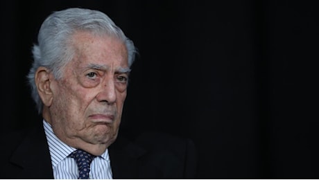 Mario Vargas Llosa, addio allo scrittore premio Nobel. Aveva 89 anni