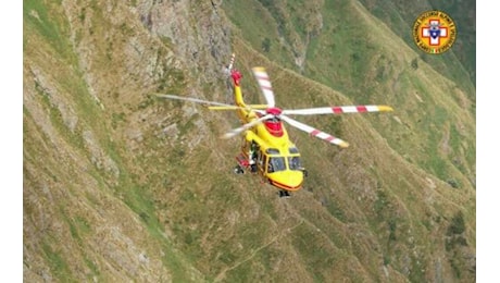 Valleve, 33enne precipita in montagna e muore