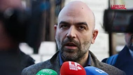 Napoli, Saviano a LaPresse: Giovani con aspirazioni da criminali ma non anime perse