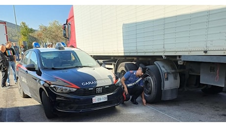 Schiacciato da un camion in azienda, imprenditore muore nel sud della Sardegna