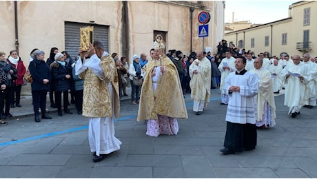 Oristano apre il Giubileo 2025 con una grande partecipazione di fedeli/Foto e video