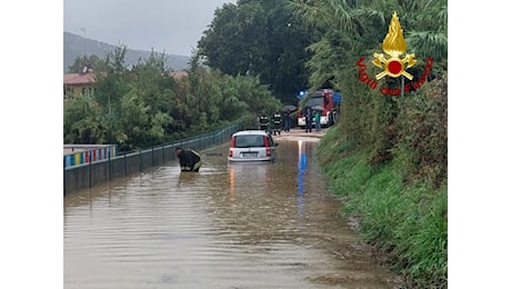 Maltempo, forti piogge in Umbria: allagamenti e smottamenti nel Ternano | FOTO