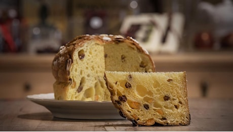 I consigli per la dieta dell'Ats di Bergamo: «La fetta di panettone? Grande come una cassetta Vhs»