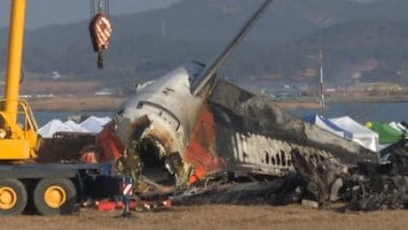 Proseguono le indagini per il disastro aereo in Corea del sud