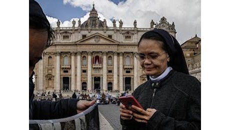Il Conclave più social, quasi 2 milioni di interazioni il primo giorno