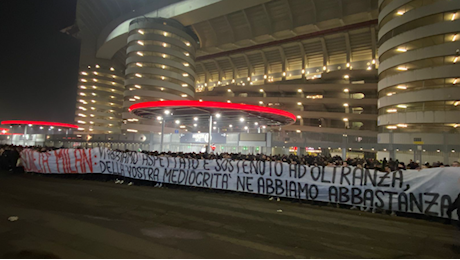 Milan, stasera la cena natalizia con dirigenza e squadra: la Curva Sud annuncia un'altra contestazione