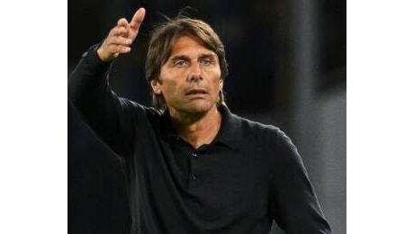 Conte, il suo 4 - 3 - 3 è sbrigativo e verticale, diverso da quello piacione di Spalletti (Condò)