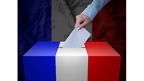 Elezioni francesi: affluenza al 25,9%. Mai così alta dall'inizio del secolo