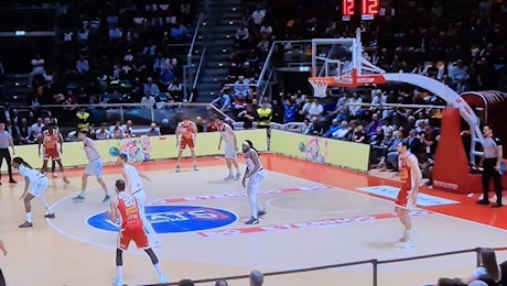 La Vuelle lotta ma non basta, la Fortitudo vince 94-85 e accede ai playoff
