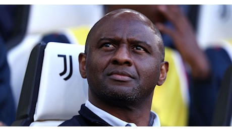 Patrick Vieira smentisce i contatti con la Roma: Non ho parlato con nessun club, penso alla salvezza col Genoa