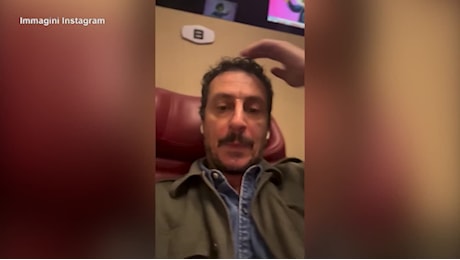 VIDEO Luca Bizzarri bloccato in treno, il comico: Viva Salvini