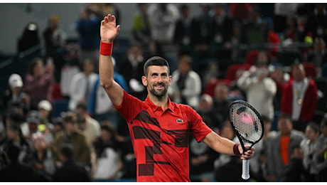 Djokovic avanza in semifinale a Shanghai, sfiderà Fritz: possibile incrocio con Sinner in finale