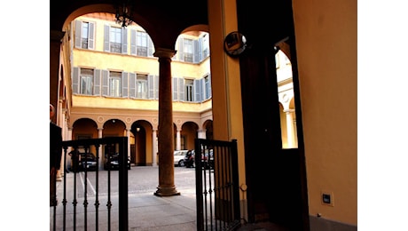 Generali avvia l’iter per la vendita di Banca Generali, mentre Mediobanca difende la sua offerta Generali avvia l’iter per la vendita di Banca Generali, mentre Mediobanca difende la sua offerta