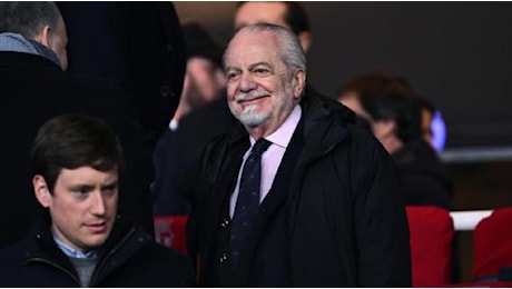 Il Napoli torna in vetta, De Laurentiis twitta: Per scaramanzia non diciamo nulla