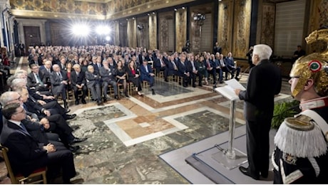 Gli auguri di Natale dei politici italiani: messaggi di pace e speranza