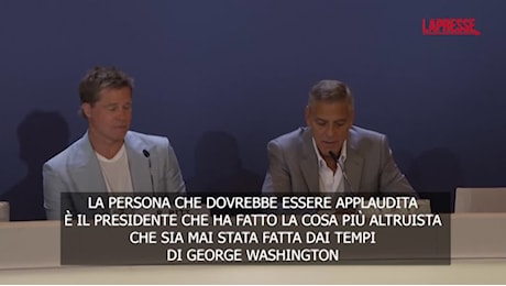 VIDEO Mostra del Cinema, Clooney su Biden: Ha fatto la cosa più altruista dai tempi di George Washington