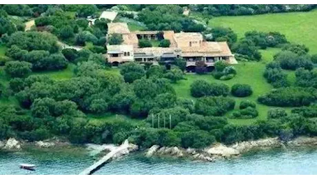 Villa Certosa in vendita: il sultano del Brunei vuole la mega dimora di Berlusconi in Sardegna
