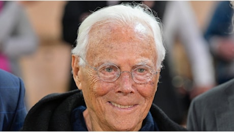 Giorgio Armani, 90 anni di stile: gli auguri dell'Olimpia Milano