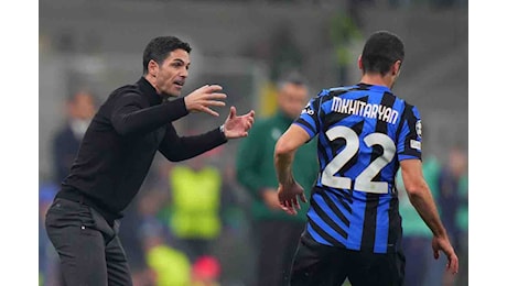 Arteta al veleno dopo il ko con l’Inter: “C’è un pugno di Sommer, gara segnata dall’arbitro”