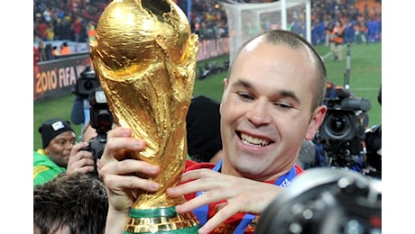 Calcio: Iniesta pronto al ritiro, l'8 l'annuncio a Barcellona