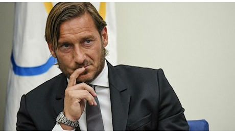 Totti indagato per omessa dichiarazione dei redditi: pagato un milione di euro per chiudere il contenzioso. Si va verso l'archiviazione