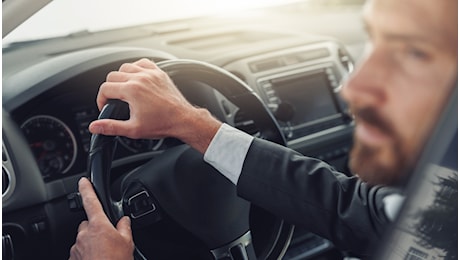 Auto aziendali, stop fino a giugno 2025 alle nuove norme sul fringe benefit