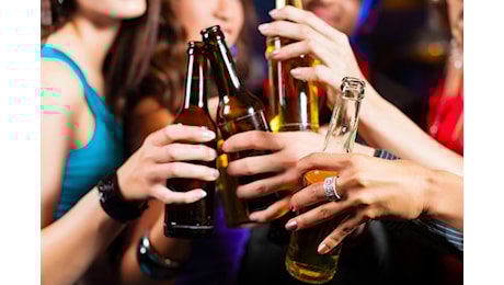 Alcol, preoccupa consumo nei minorenni e nelle donne che ne abusano
