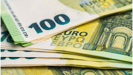 Bonus Natale 100 euro con la tredicesima, i tre requisiti per averlo in busta paga