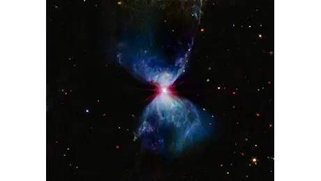 Il telescopio Webb cattura fuochi d’artificio celesti attorno ad una stella in formazione