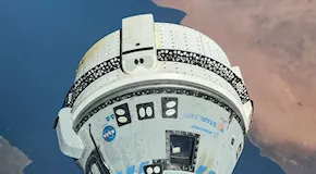 ISS: le tute fanno acqua e ancora gli astronauti non sanno se potranno tornare