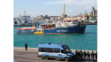 La Ong tedesca all'attacco. Meloni la zittisce: Difendiamo i confini su mandato degli italiani