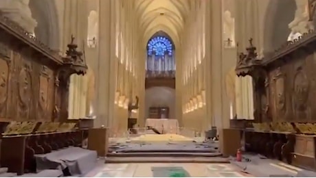 Notre Dame torna a splendere: gli interni della cattedrale restaurata