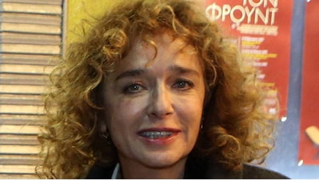 Valeria Golino, la vita privata: il dolore per Scamarcio, il nuovo fidanzato e il dramma dell'aborto