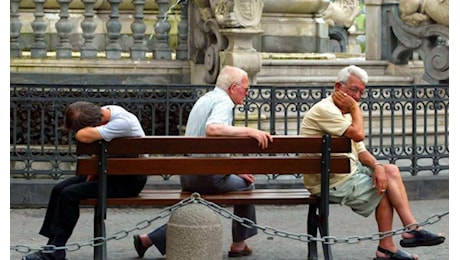 28 luglio, la festa (in solitudine) dei nonni: 8 anziani su 10 non fanno vacanze