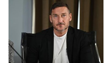 Totti, verso archiviazione indagine per omessa dichiarazione dei redditi