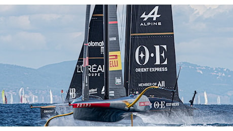 Luna Rossa Prada Pirelli punta a vincere il Round Robin: i successi negli scontri diretti e la variabile Alinghi Red Bull Racing