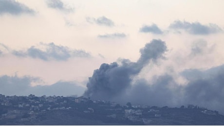 'Israele colpisce un campo di profughi palestinesi in Libano'