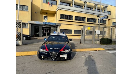 Contrabbando internazionale di sigarette, sequestrate fabbriche clandestine a Bergamo e 50 tonnellate di tabacco