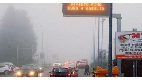 Stop alle auto e riscaldamento a 19°