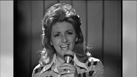 Addio a Nora Orlandi, voce dell’Italia musicale e televisiva