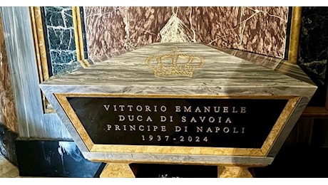 Vittorio Emanuele di Savoia non trova pace nemmeno da morto. Tumulato a Superga, ma negata la sale dei re
